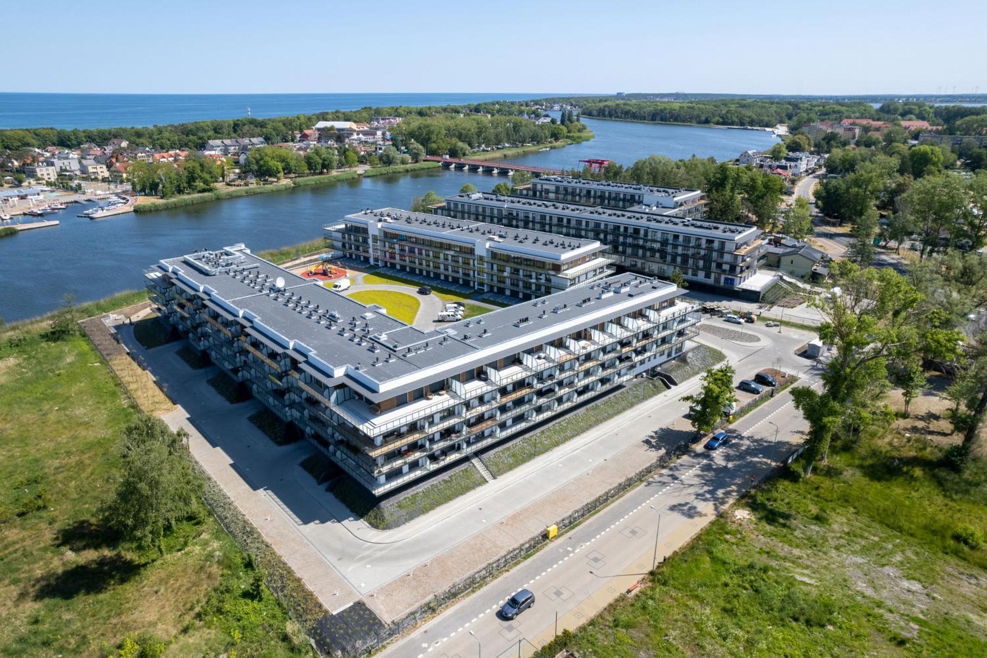 Wellness & Spa Resort Dziwnow Riverfront Apartments With Parking By Noclegi Renters Eksteriør bilde