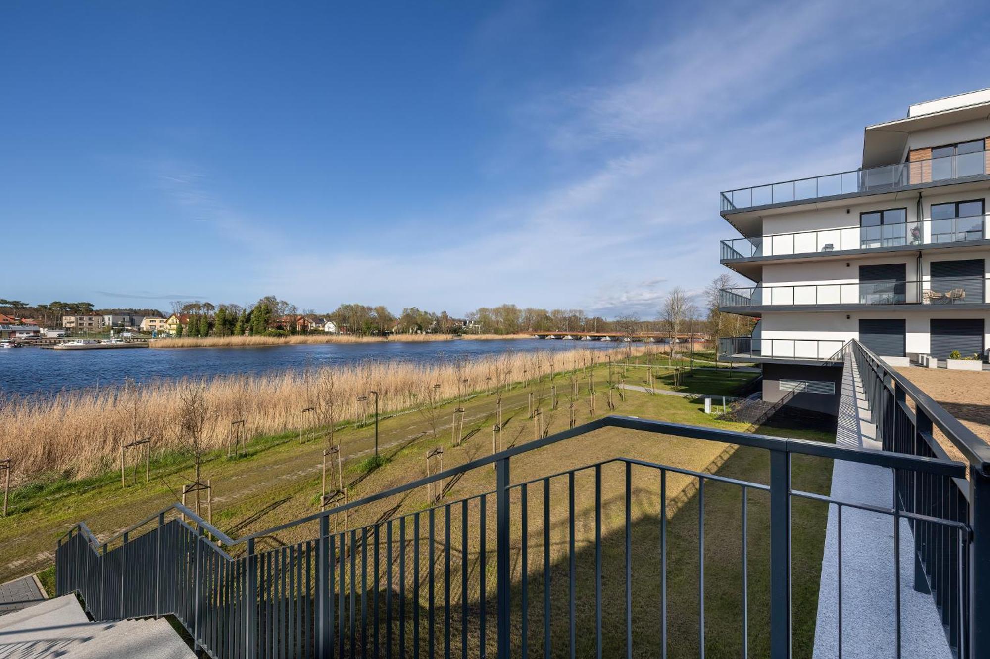 Wellness & Spa Resort Dziwnow Riverfront Apartments With Parking By Noclegi Renters Eksteriør bilde